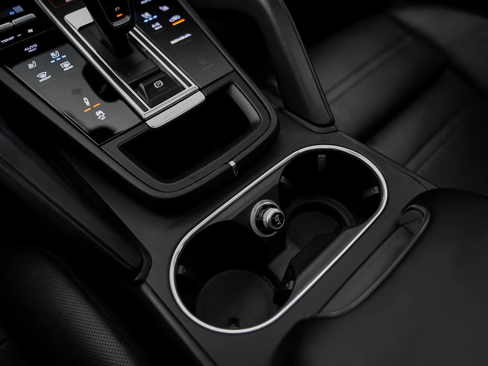 Used 2019 White Porsche Base image 54