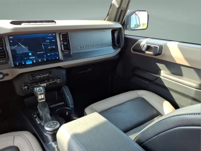 Used 2024 Green Ford Wildtrak image 18