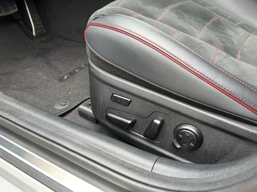 Used 2023 Ceramic White Kia GT2 image 20