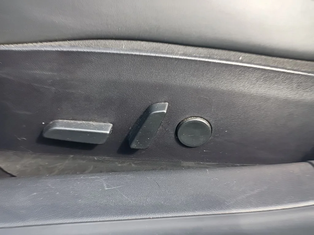 Used 2019 Blue Tesla Long Range image 24