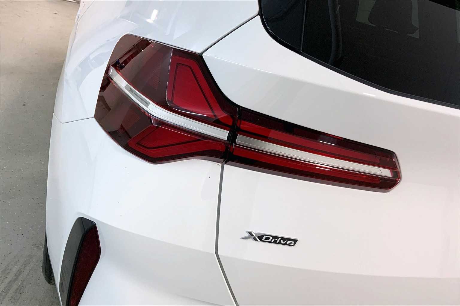 Used 2025 Alpine White BMW 30 xDrive image 14