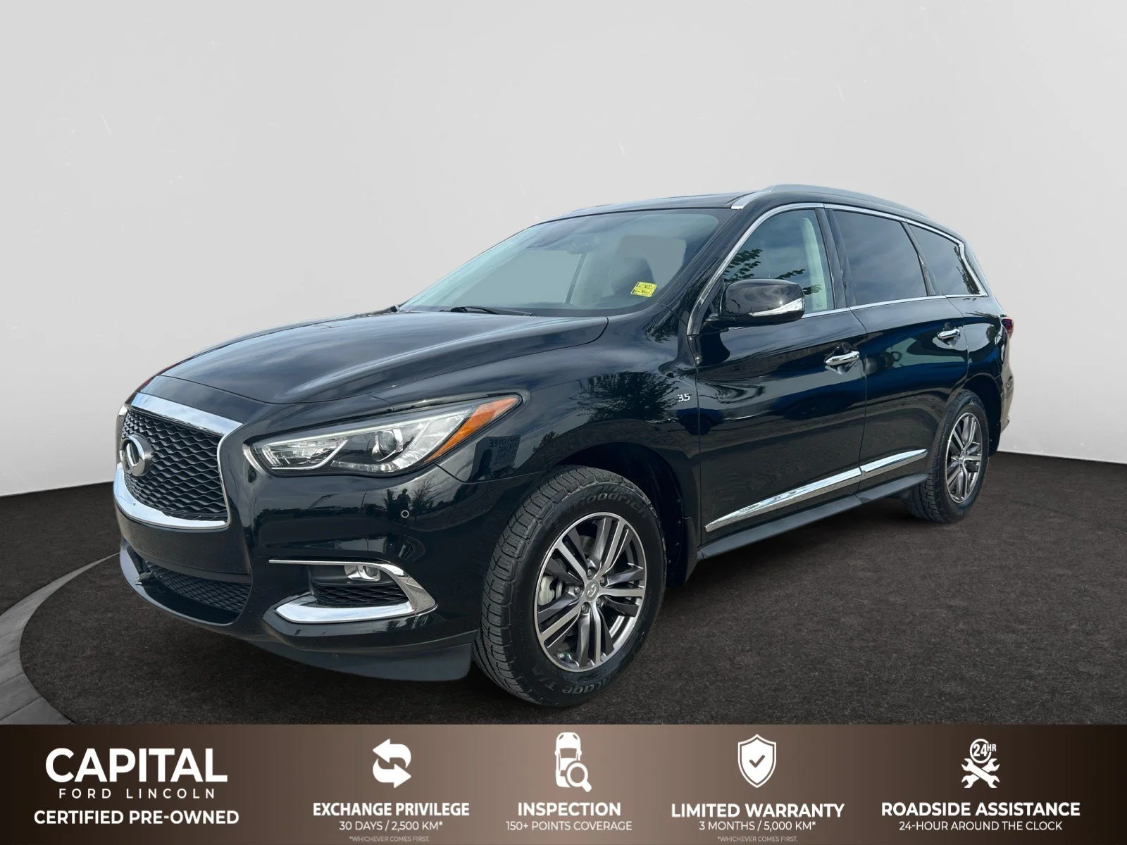 Used 2019 BLACK INFINITI PURE AWD image 1