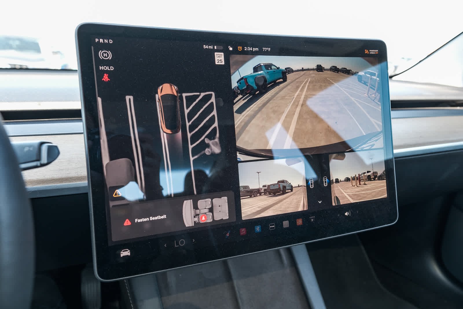 Used 2022  Tesla  image 24