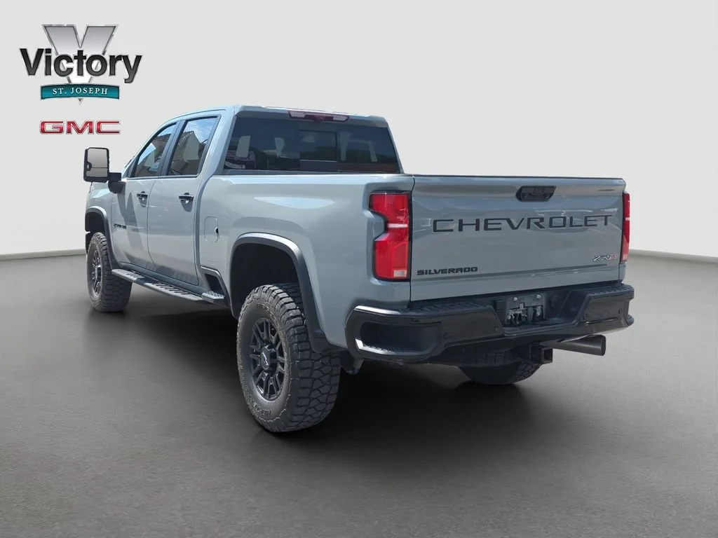 Used 2025 Slate Gray Metallic Chevrolet ZR2 image 15