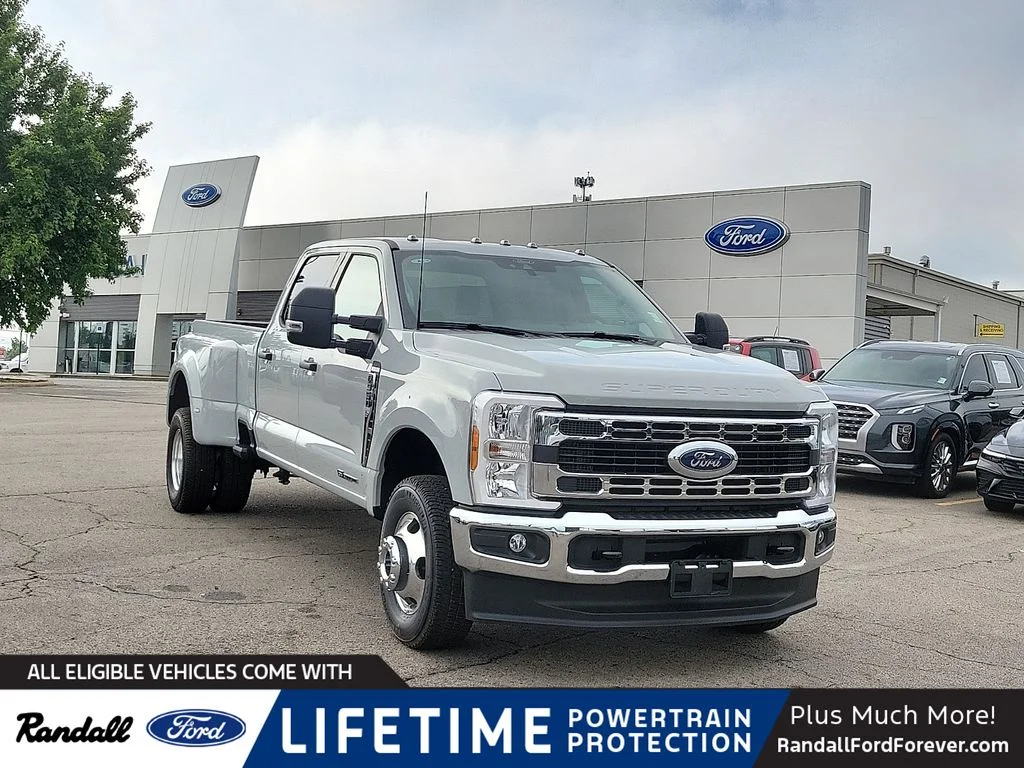 2026 Ford F-350 XLT 4x4 Crew Cab 8' Box DRW's photo