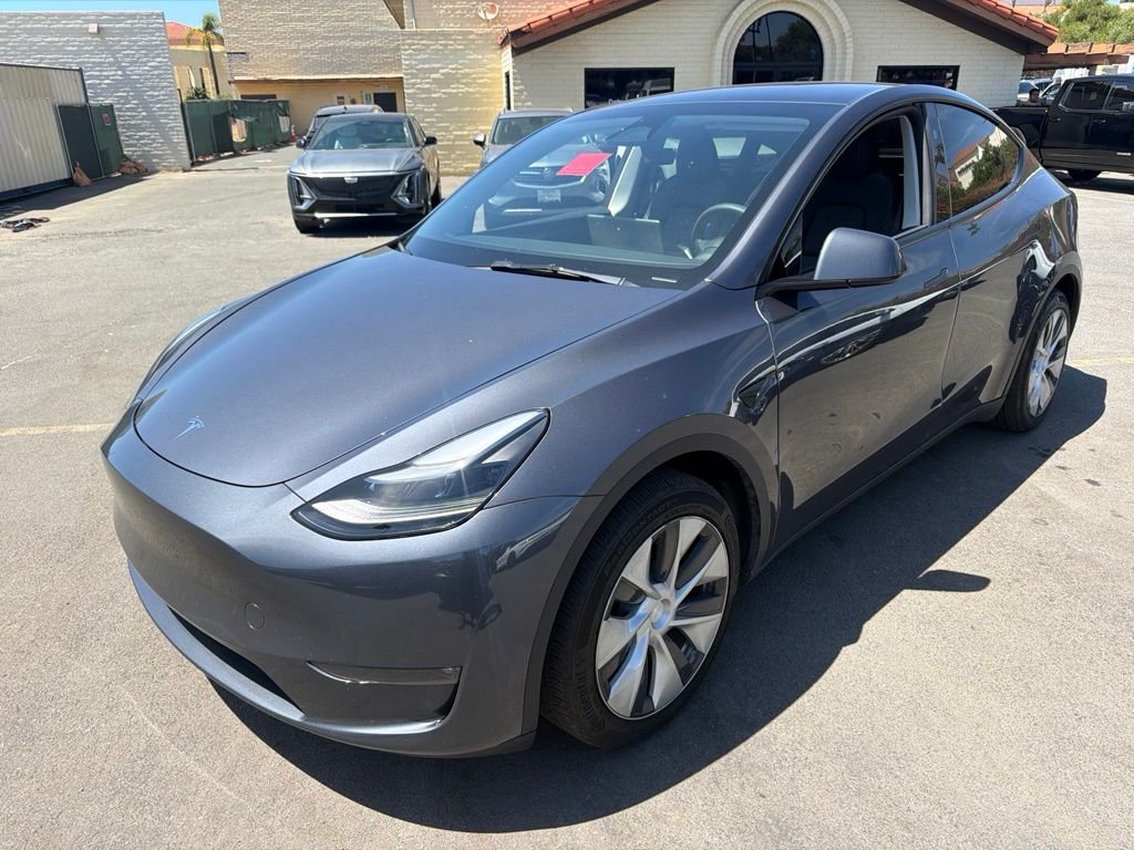 2023 Tesla Model Y Long Range
