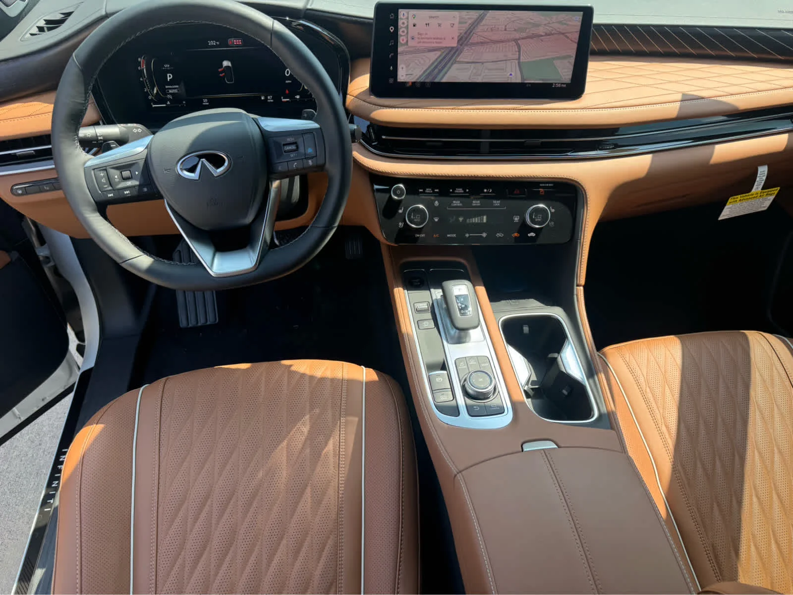 New 2027 2T RAD WHT INFINITI Autograph AWD image 20