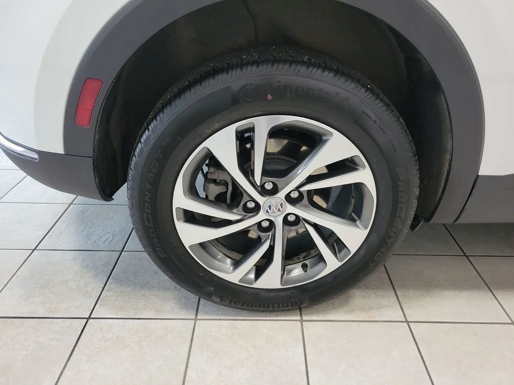 2022 Buick Envision Essence - Photo 50