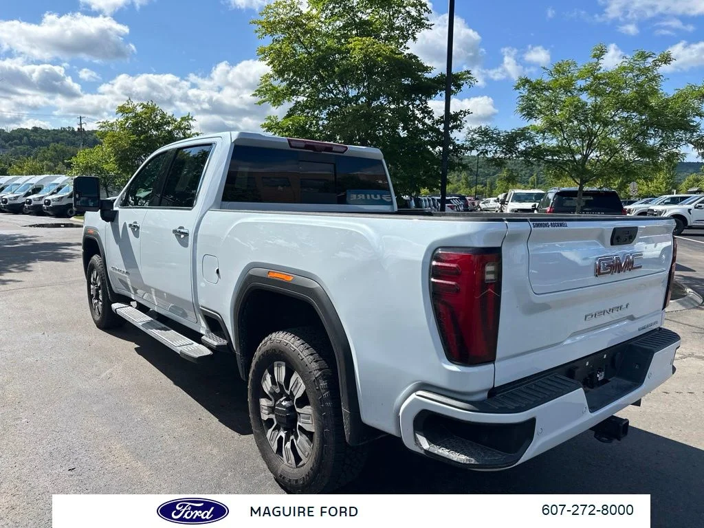 Used 2026 White GMC Denali image 7