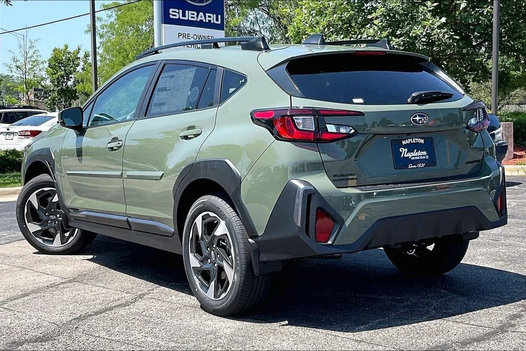 New 2026 ALPINE GREEN Subaru Limited image 3