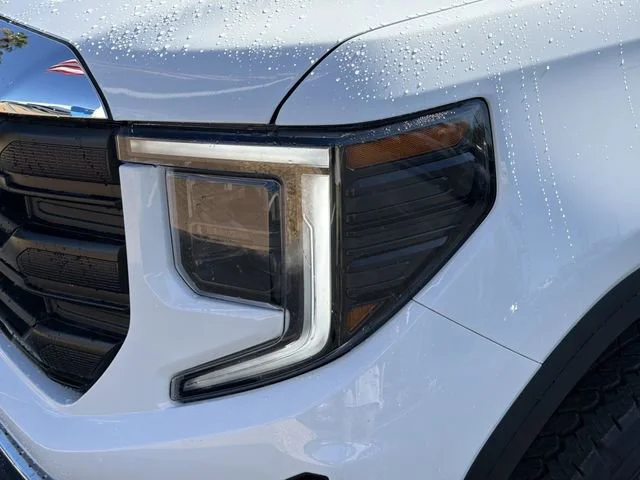 New 2026 Summit White GMC Pro image 9