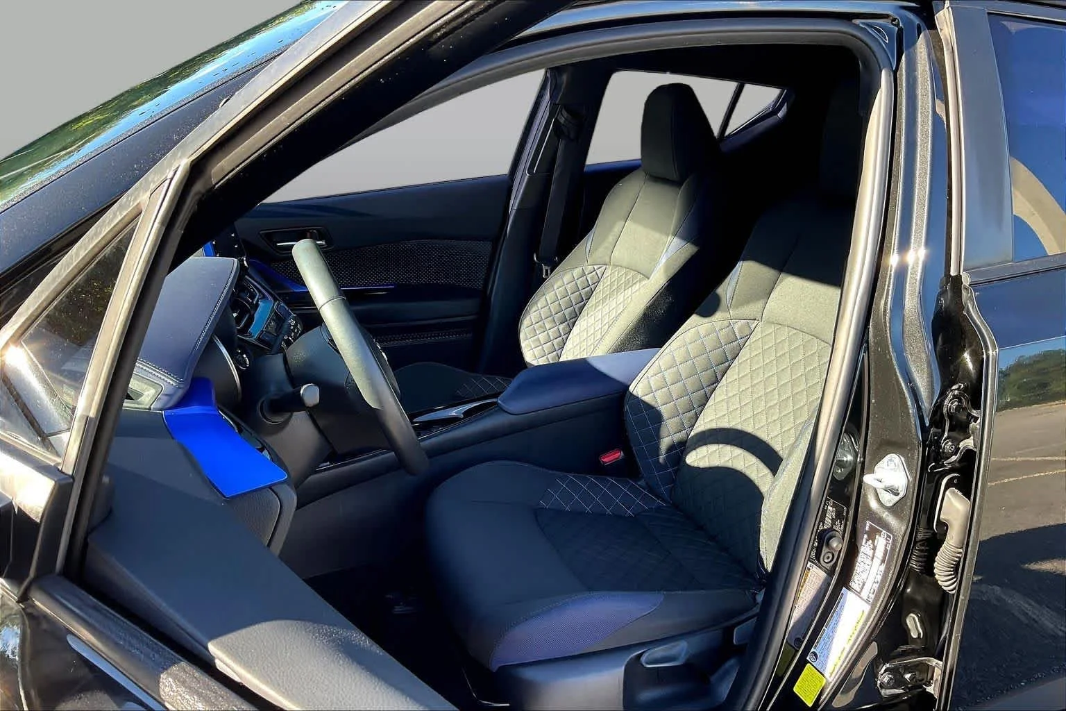 Used 2022 Black Sand Pearl Toyota XLE image 8