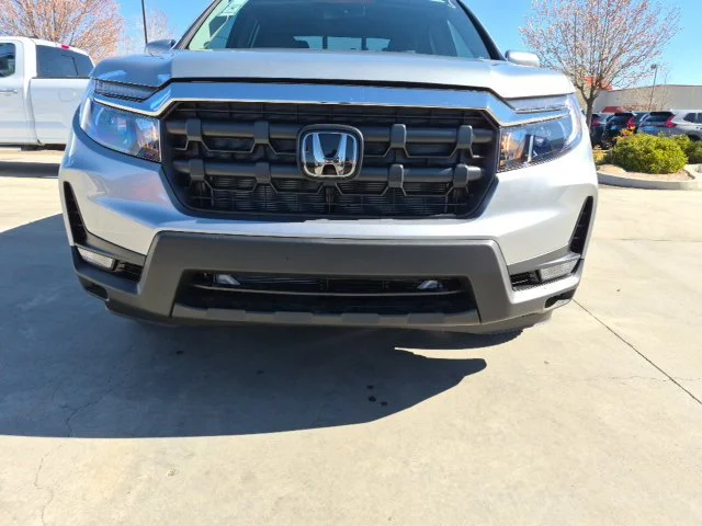 New 2026 Solar Silver Metallic Honda RTL image 8