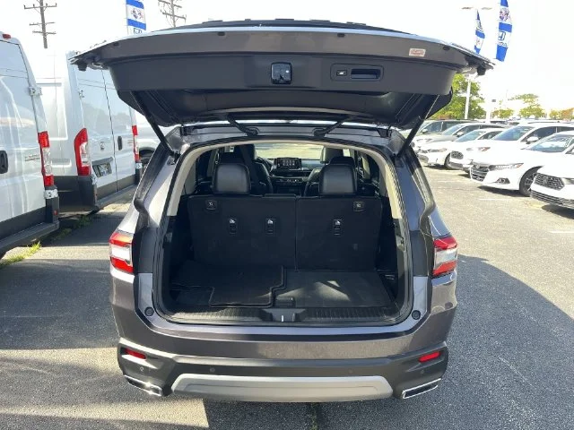 Used 2025  Honda Touring image 23