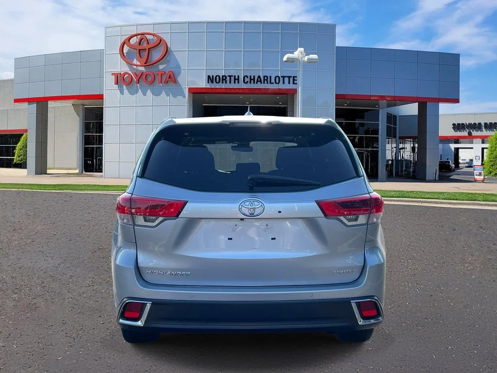 Used 2017 Silver Toyota Limited image 6