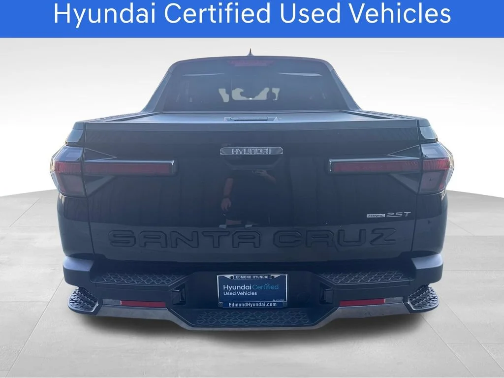 Certified Pre-Owned 2025 Hyundai Santa Cruz Limited