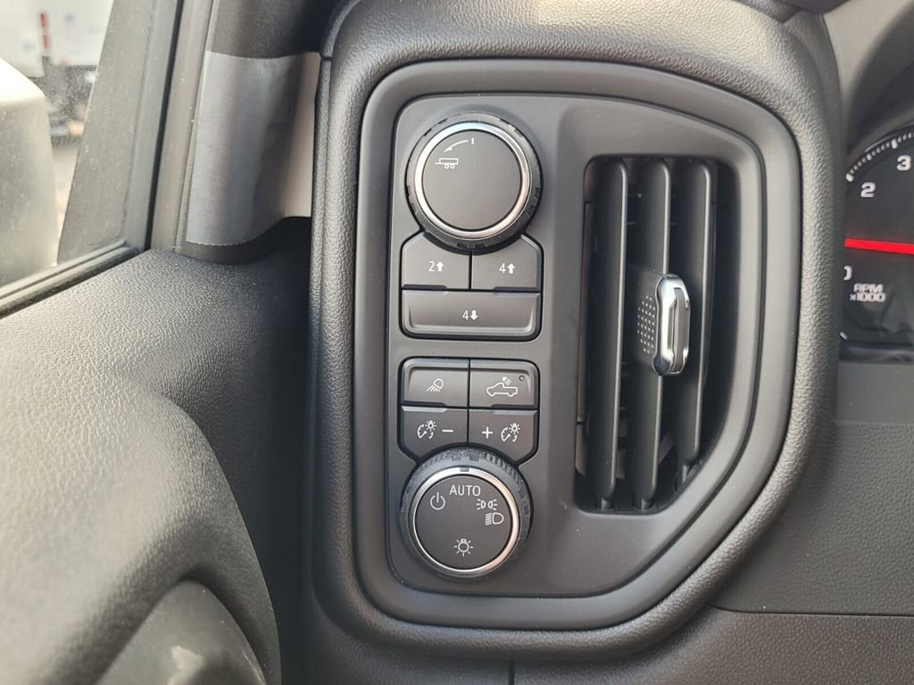 New 2025 Summit White Chevrolet Work Truck image 20