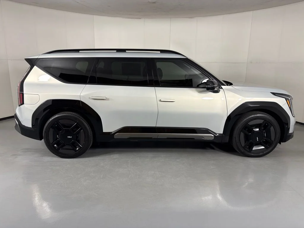 New 2026 Ivory Silver Kia GT-Line AWD image 9