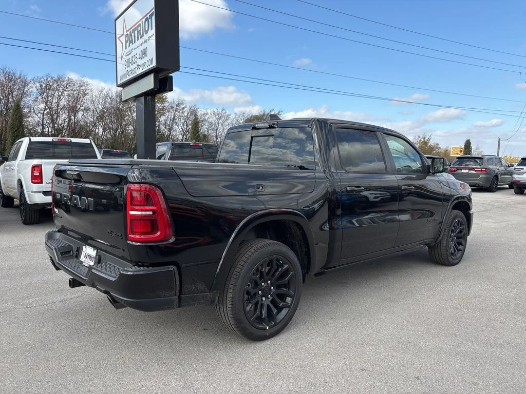 New 2026 Diamond Black Crystal Pearl-Coat Exterior Paint RAM Limited image 3