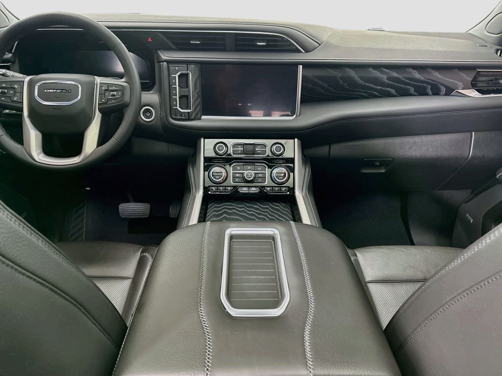 Used 2024 Titanium GMC Denali image 13