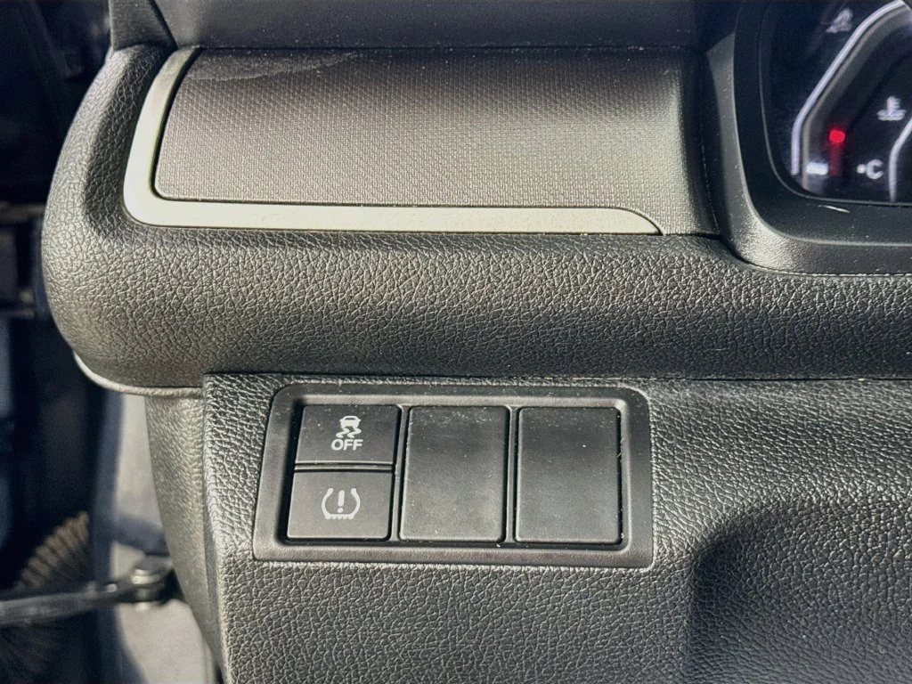 Certified Used 2018 Blue Honda LX image 13