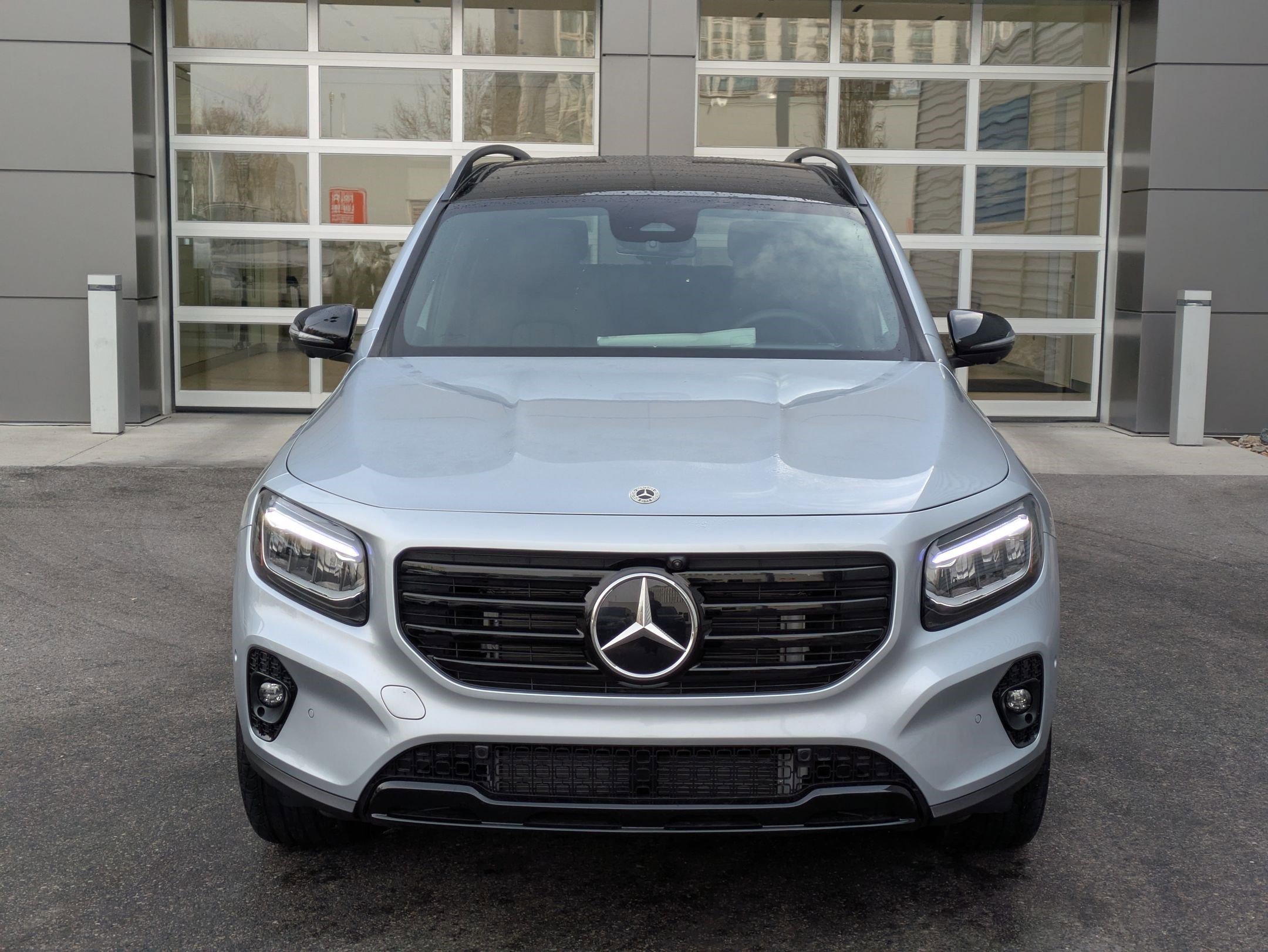 New 2026 Cirrus Silver Metallic Mercedes-Benz GLB 250 image 9