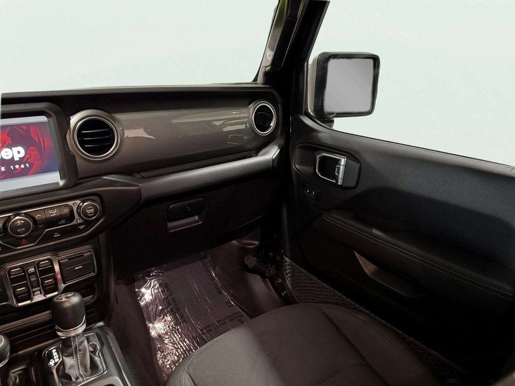 Used 2023 Black Jeep Sahara image 11