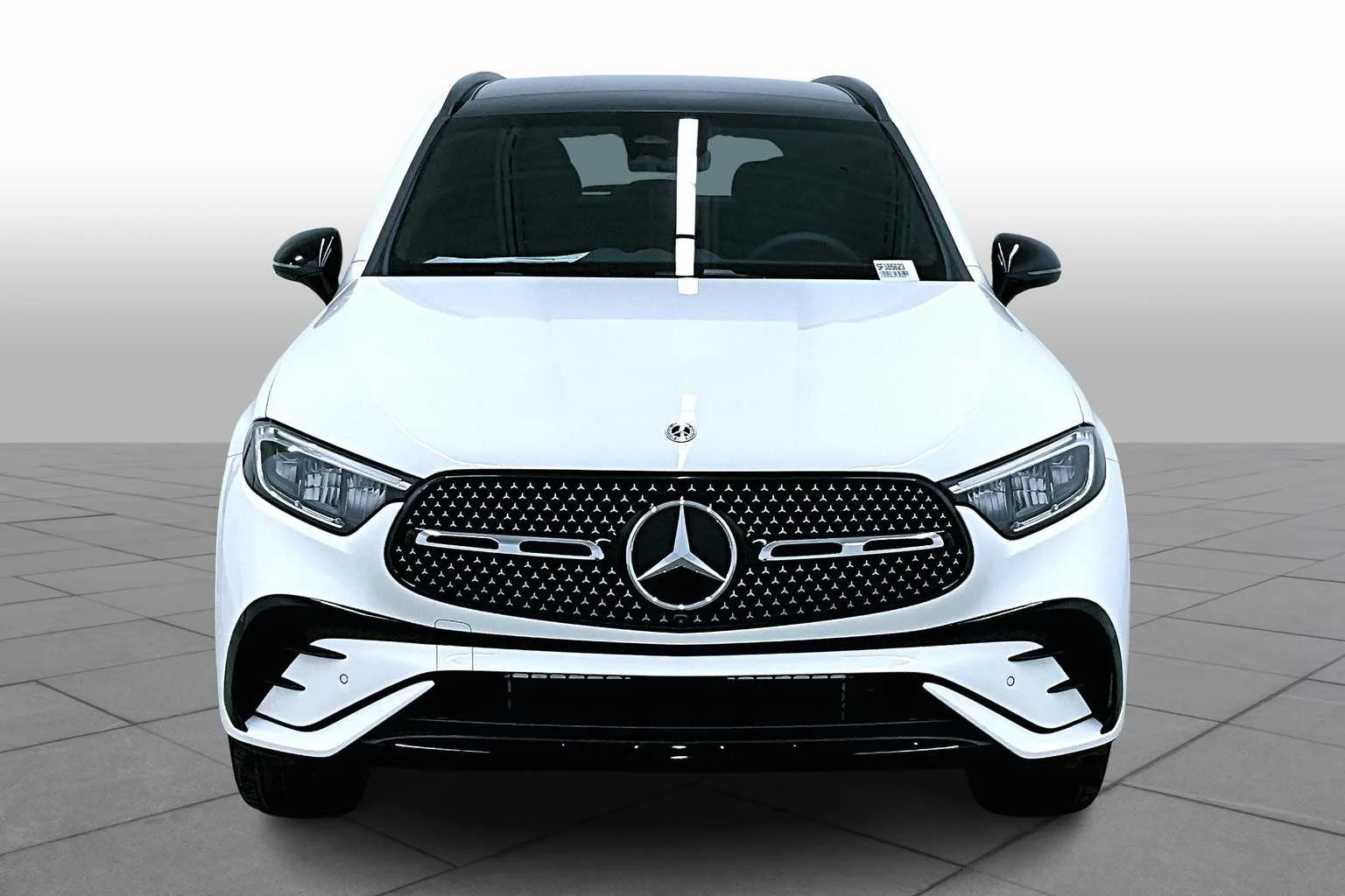 2025 Mercedes-Benz GLC Base - Photo 3