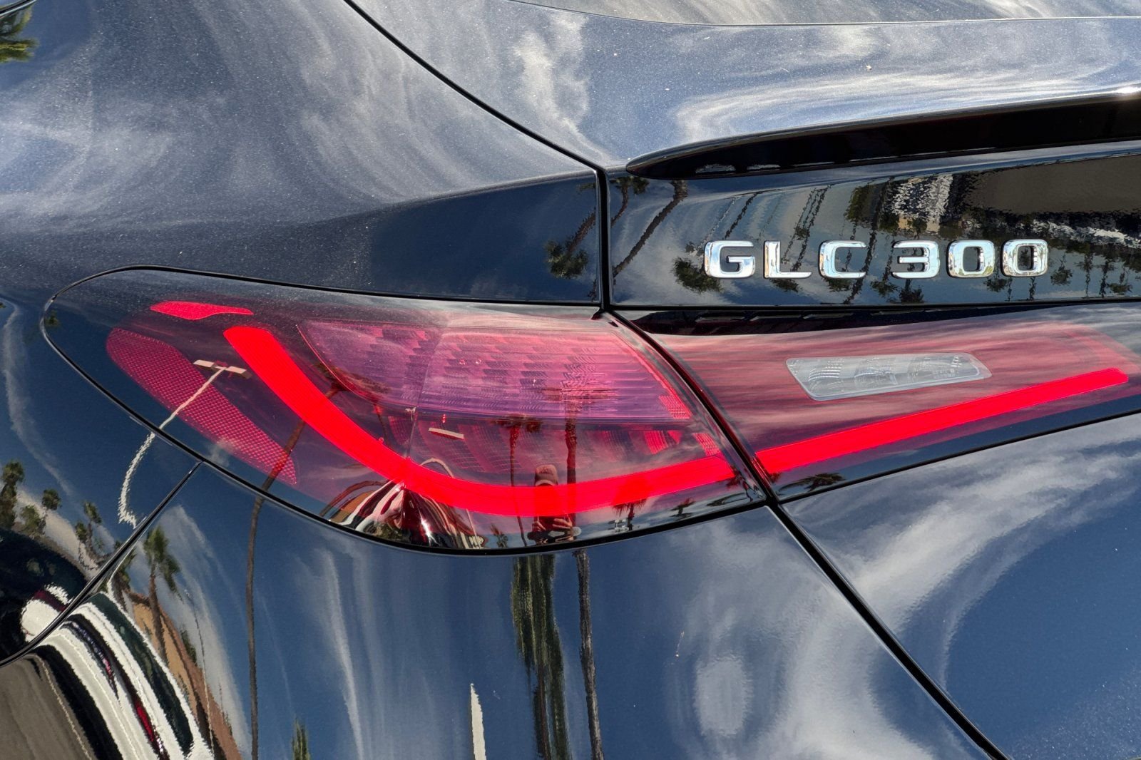 New 2027 Obsidian Black Metallic Mercedes-Benz GLC 300 Coupe image 13