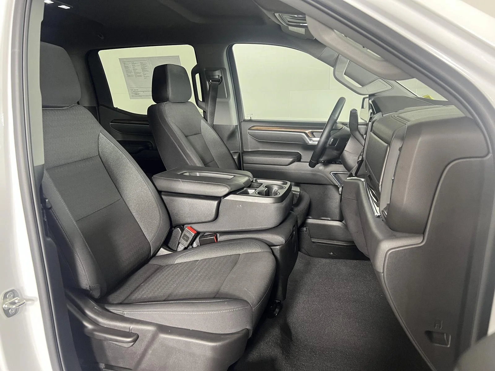 Used 2024 Summit White Chevrolet LT image 45