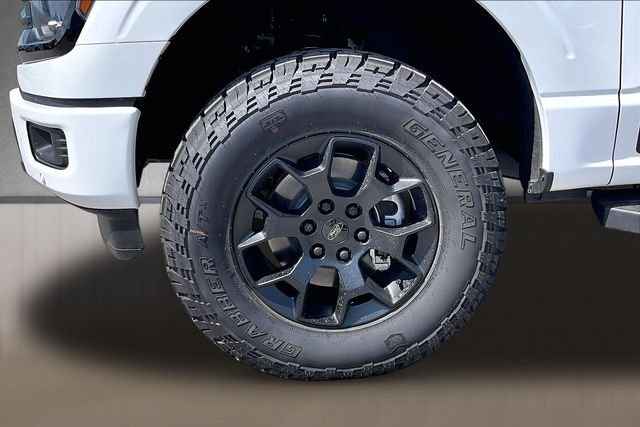 New 2026 Oxford White Ford XLT image 11