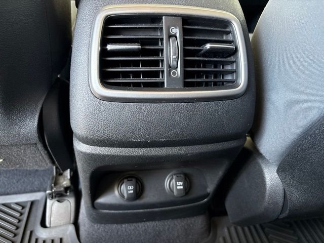 Used 2019 Titanium Silver Kia LX image 30