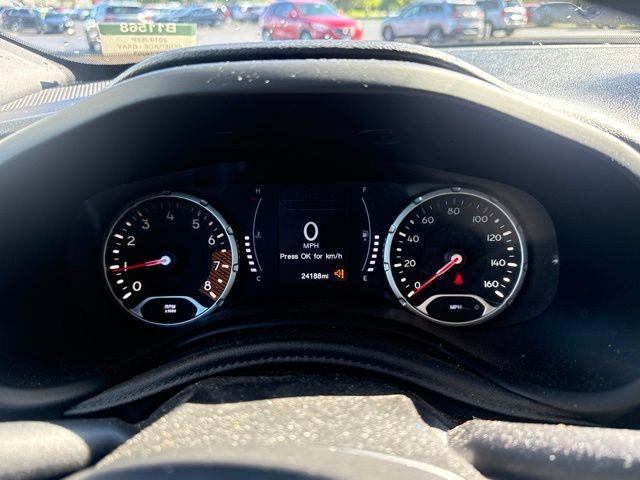 Used 2019 Gray Jeep Sport image 11