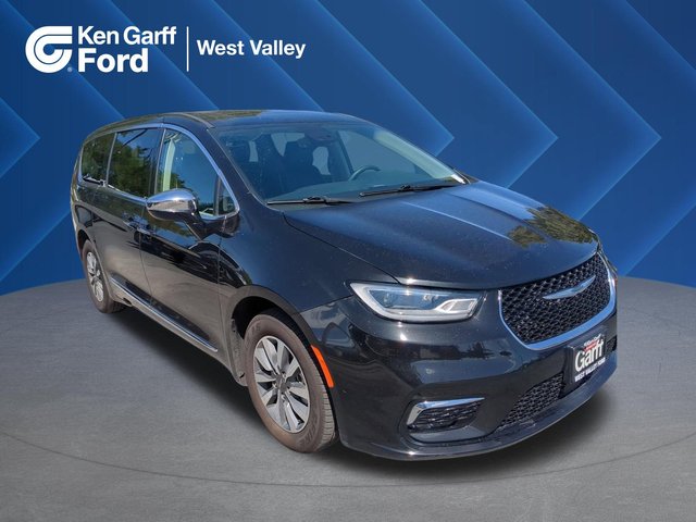 2023 Chrysler Pacifica Hybrid Limited