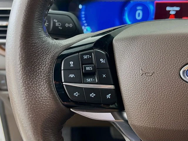 Used 2022 White Ford King Ranch image 13