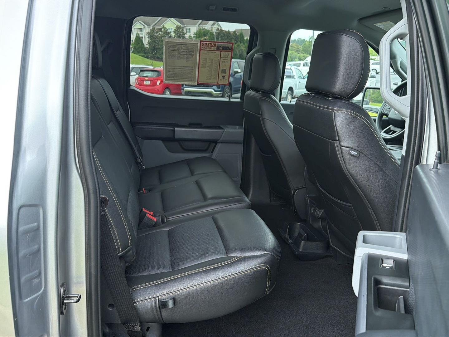 Used 2023 Iconic Silver Ford XLT image 12