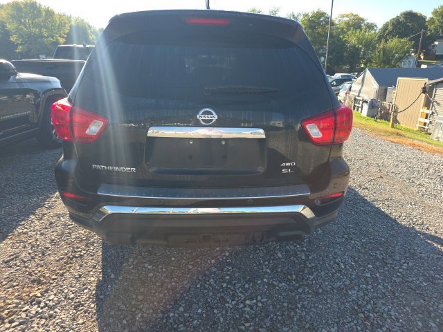 Used 2017 Black Nissan SL image 4