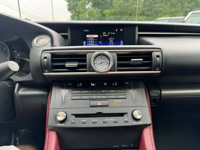 Used 2017 White Lexus 200t image 30