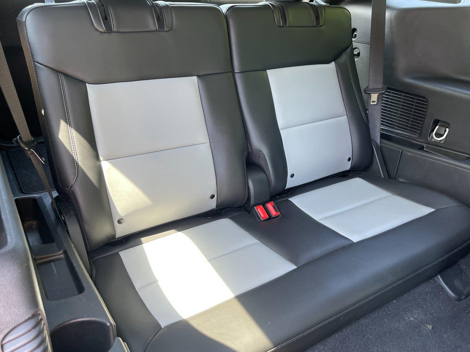 Used 2023 Agate Black Ford XLT image 38