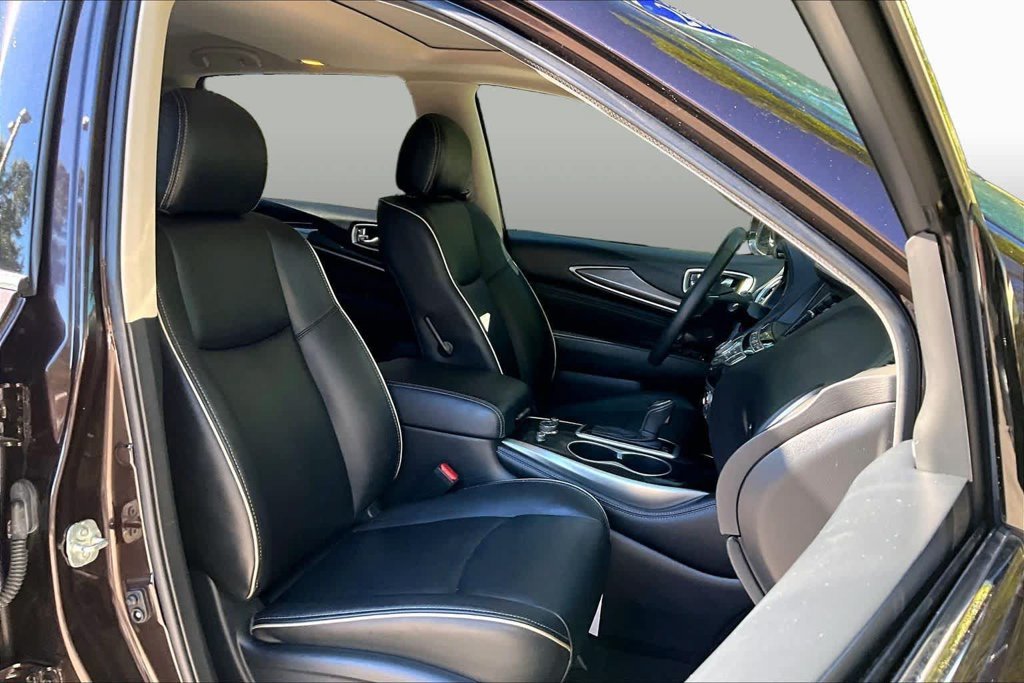 Used 2020 Brown INFINITI PURE image 9