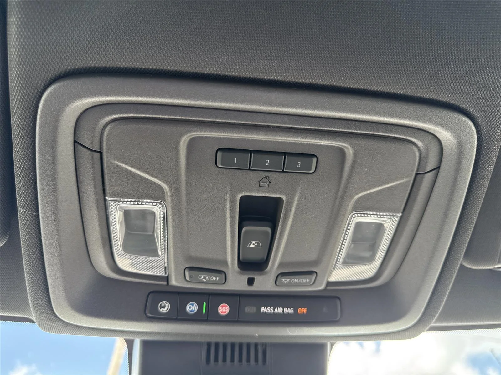 New 2026 Summit White GMC SLT image 29