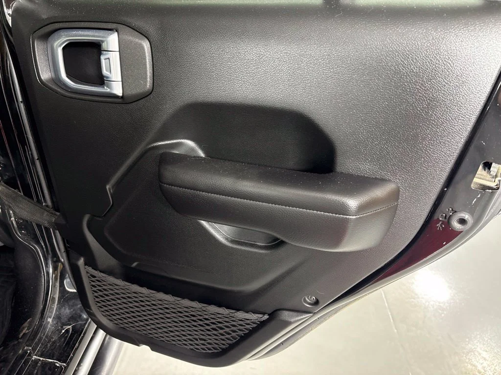 Used 2021 Black Jeep Unlimited Rubicon image 20