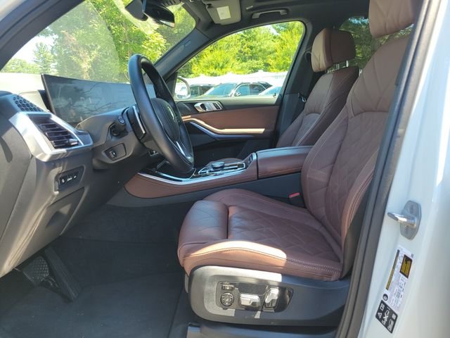 Certified Used 2024 White BMW xDrive40i image 20
