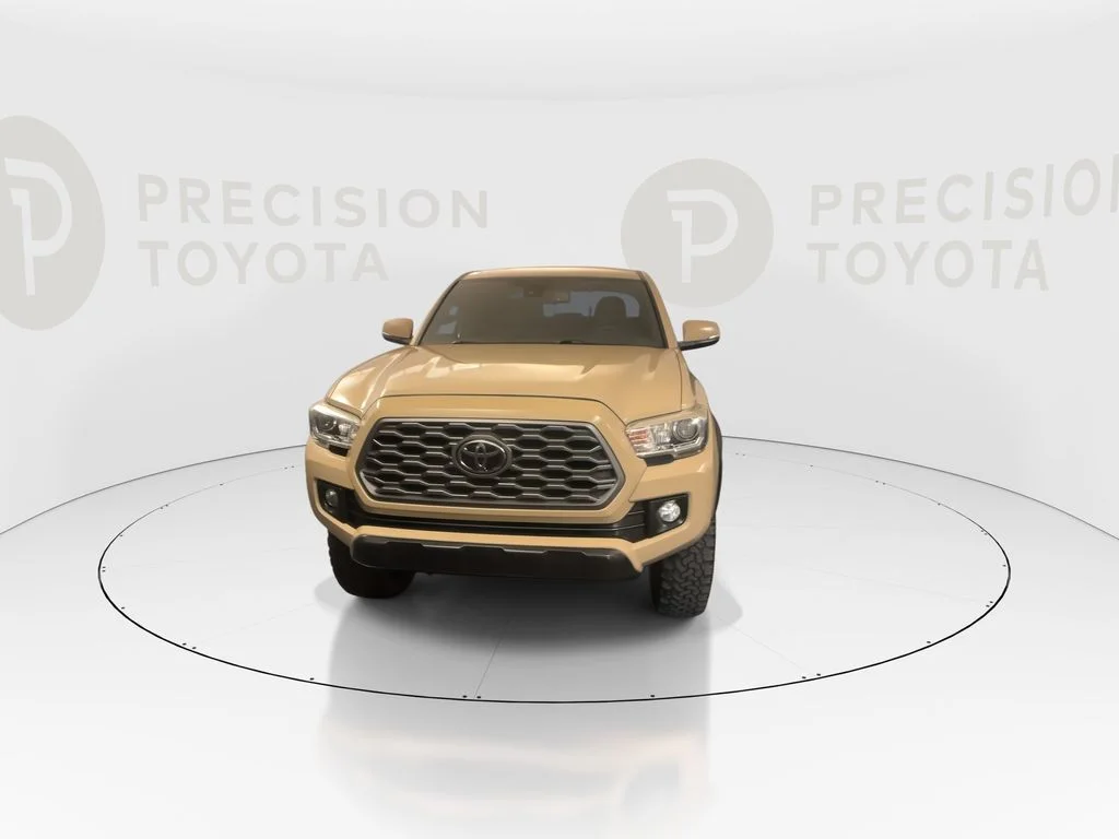 Used 2018 Quicksand Toyota TRD Off-Road image 6