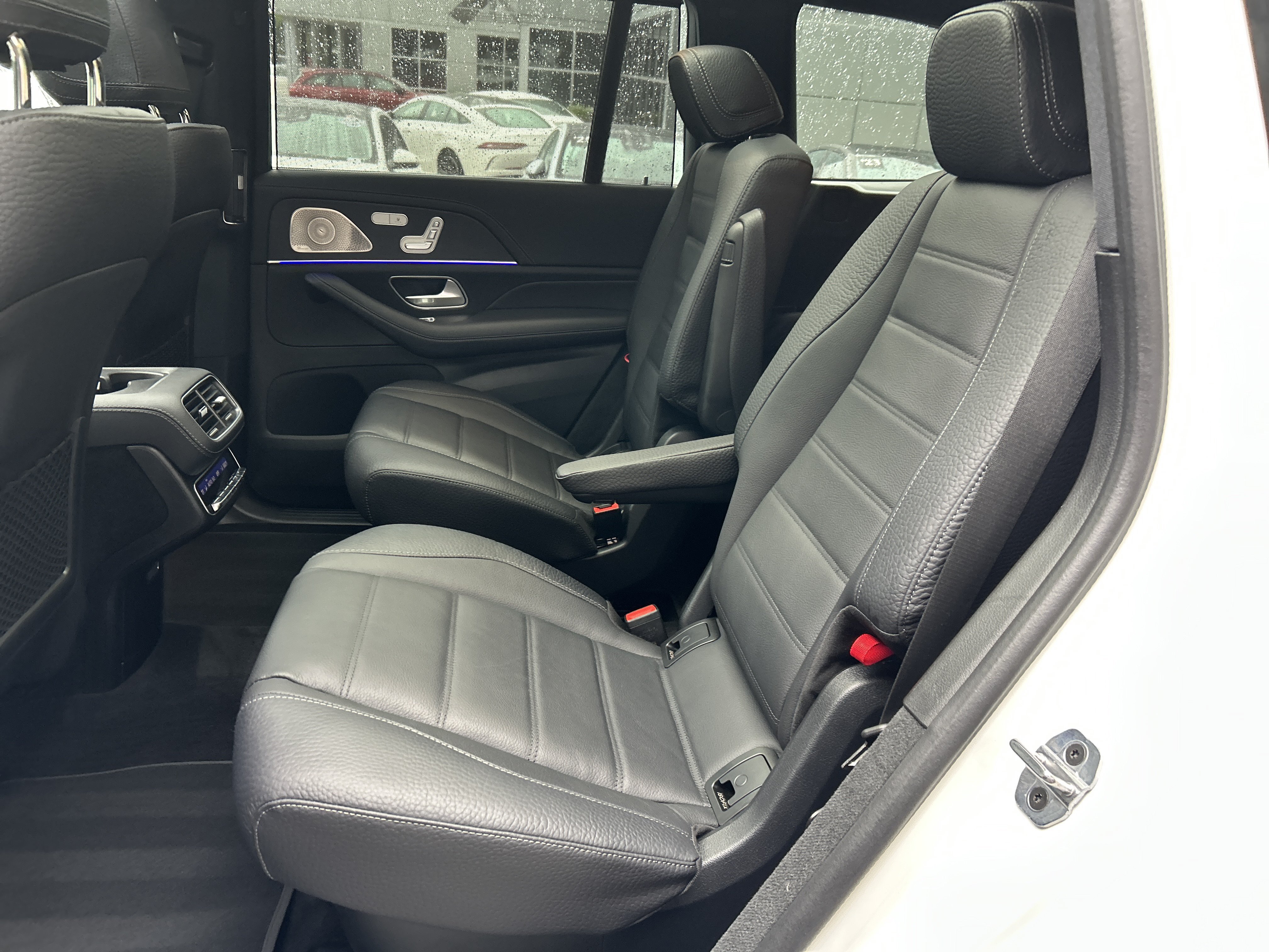 Certified Used 2025 MANUFAKTUR Moonlight White Metallic Mercedes-Benz GLS 450 4MATIC® SUV image 42