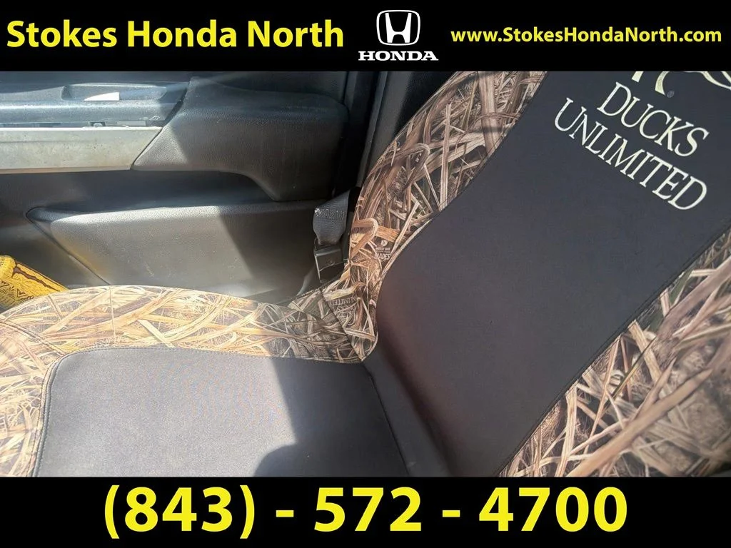 Used 2016 Black Chevrolet LT image 5