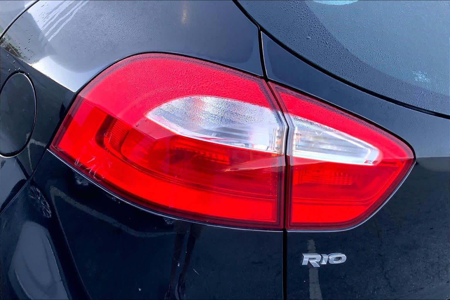 Used 2012 Aurora Black Pearl Kia EX image 24