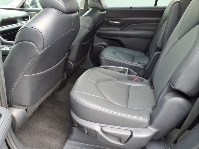 Used 2025 Black Toyota XLE image 16