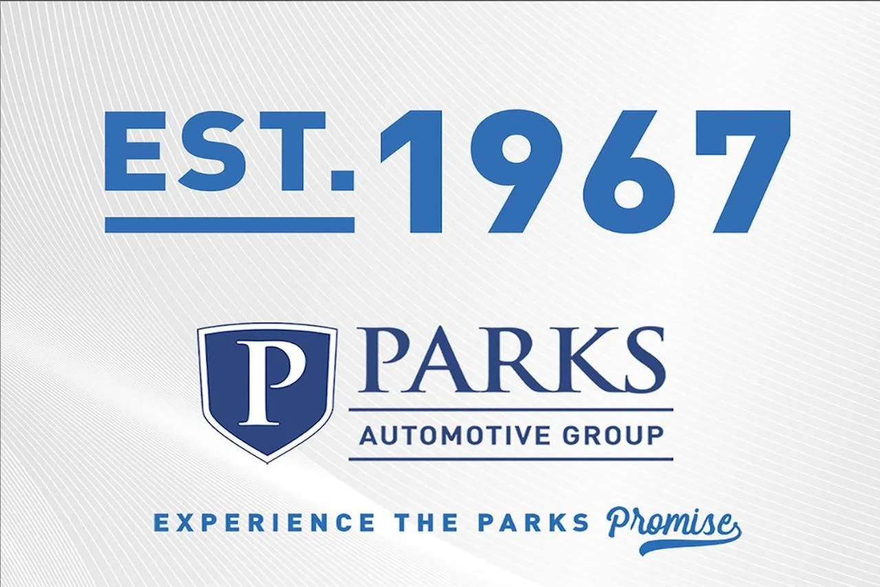 New 2026 Diamond Black Crystal Pearl-Coat Exterior Paint Jeep Altitude image 18