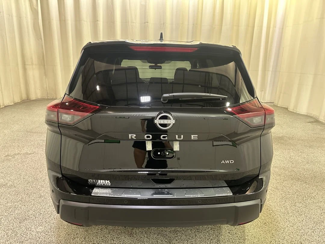 2026 Nissan Rogue SV - Photo 7
